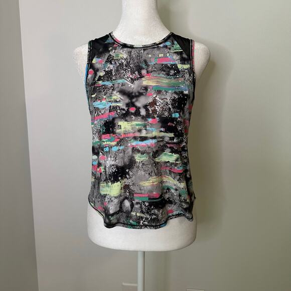 Lululemon Sculpt cropped gray & multicolor pattern tank top - Picture 2 of 10